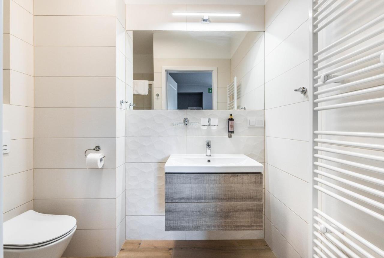 Rent Like - Kolo Brzegu Ii & Mini Apartment *